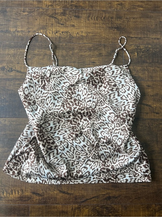 Dynamite Tops - Dynamite Leopard Print Cami in Brown and Cream